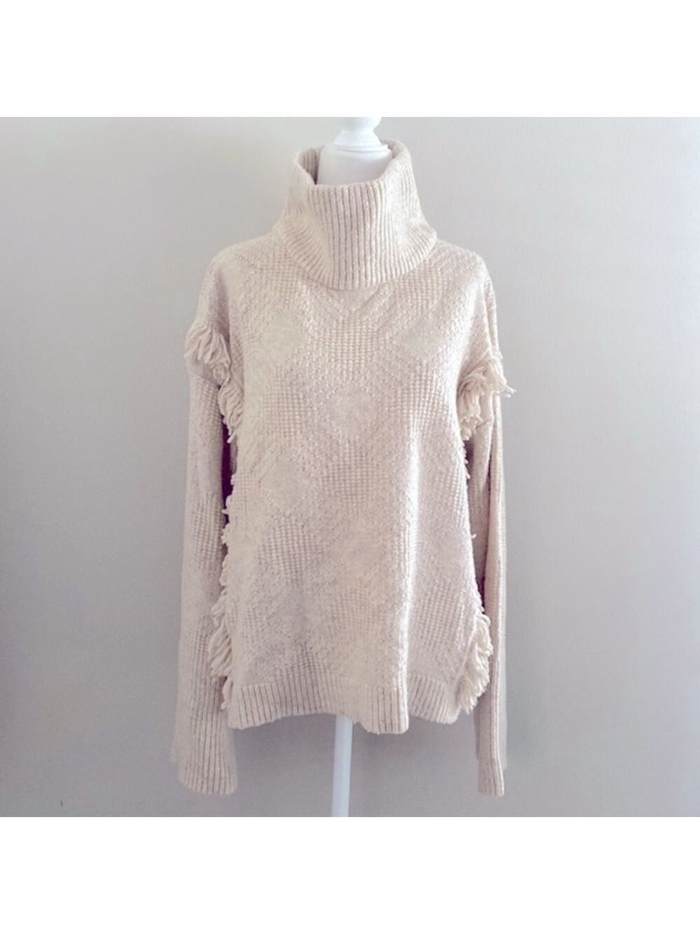 WoolRich oatmeal shaggy rug turtleneck sweater